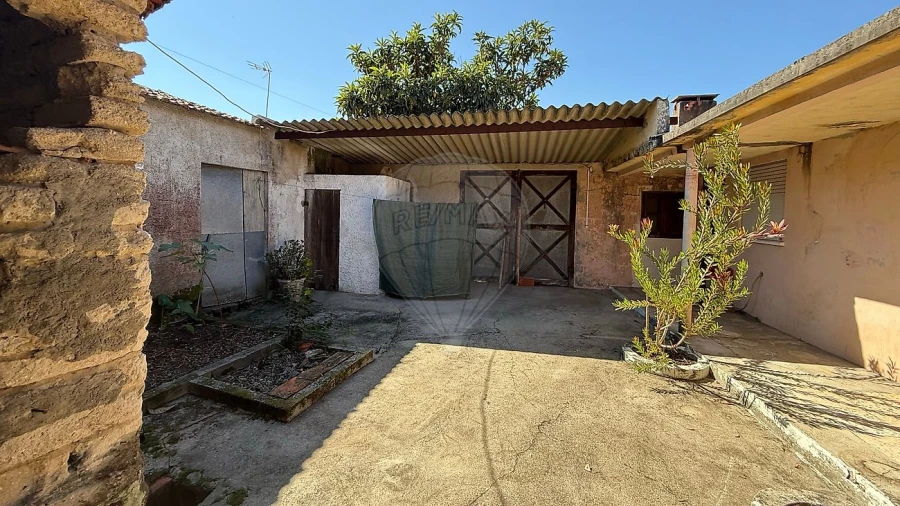 Moradia T4 para Venda em Vilamar e Corticeiro de Cima Foto 2