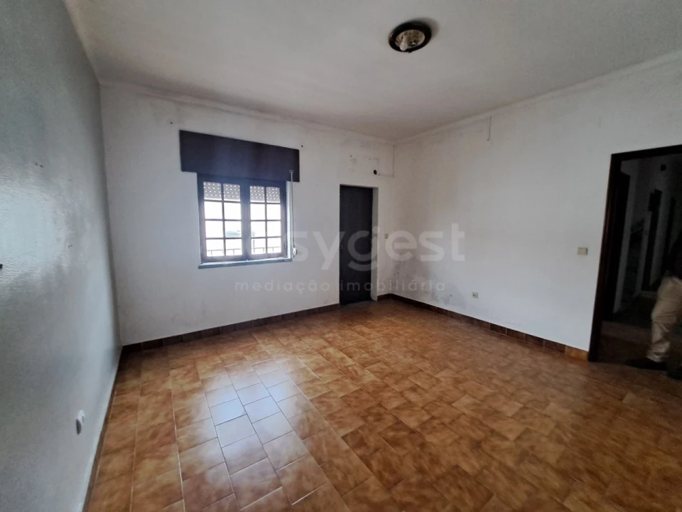 Moradia T3 para Venda em Ferreira do Alentejo e Canhestros Foto 1