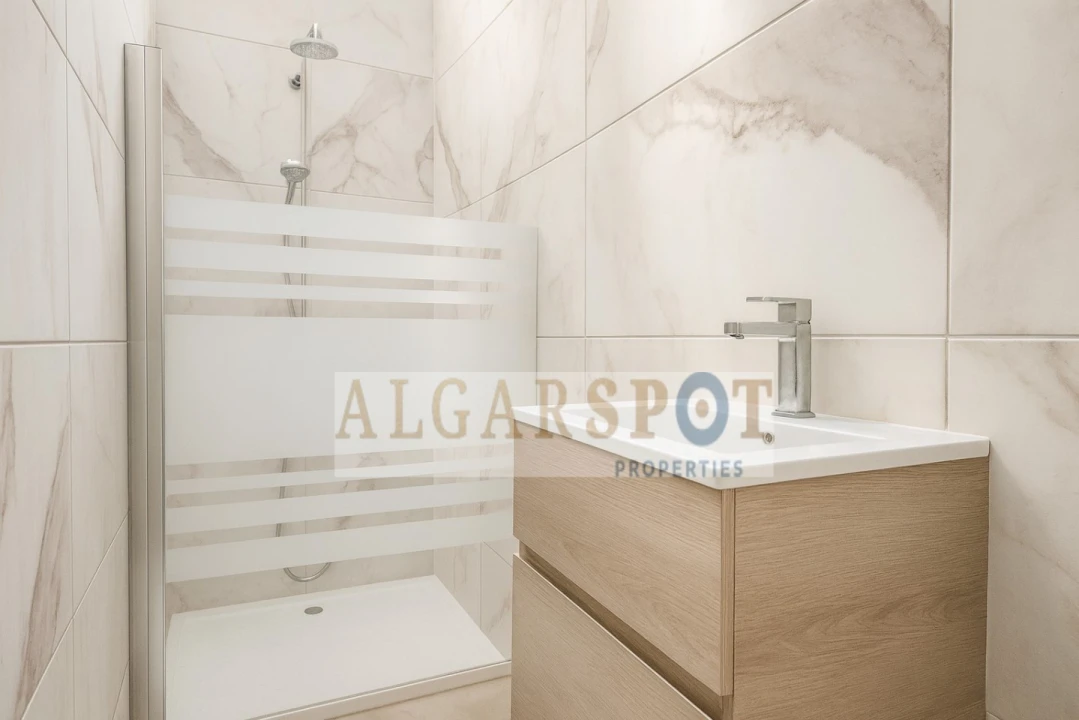 Apartamento T3 para Venda em Portimão Foto 6