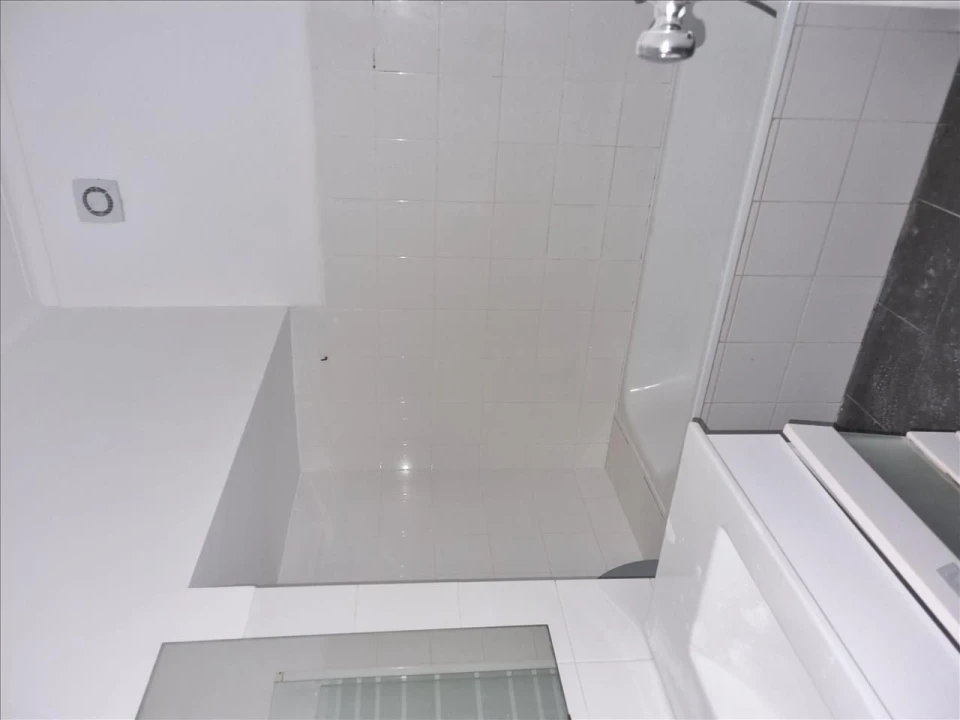 Apartamento T2 para Venda em Campolide Foto 12