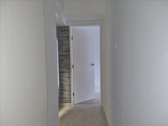 Apartamento T2 para Venda em Campolide Foto 11