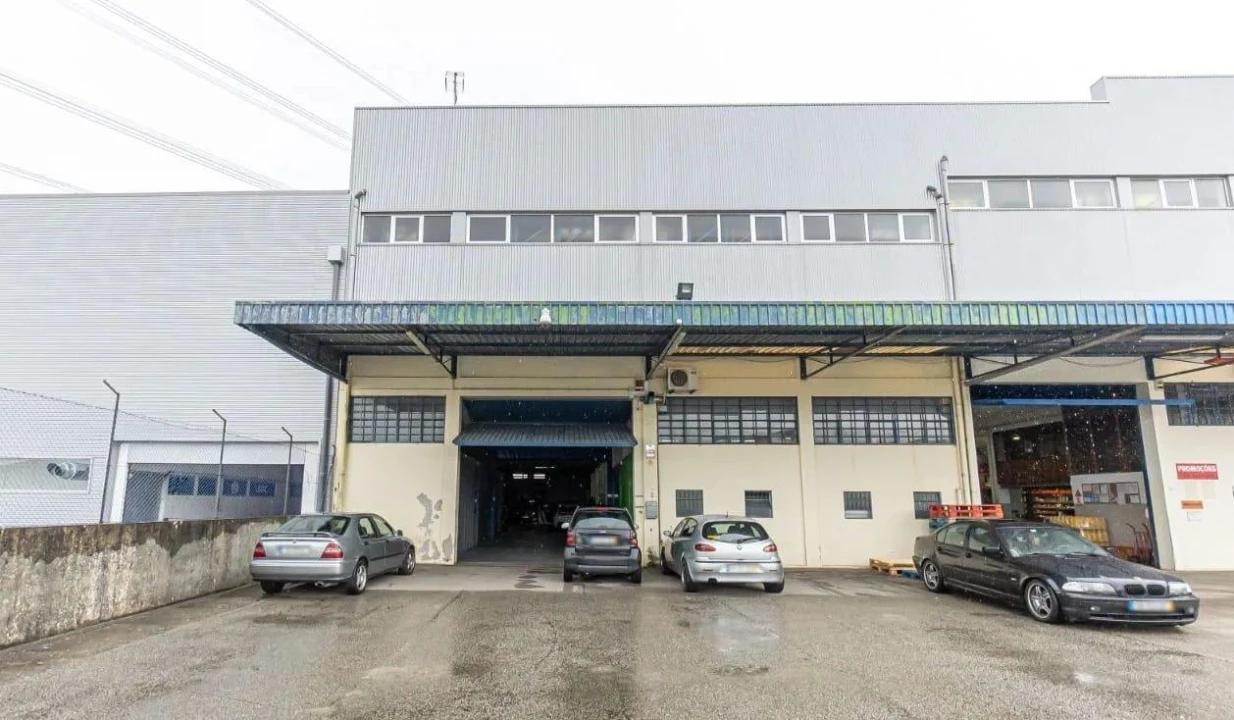 Armazém para Venda em Grijó e Sermonde Foto 1