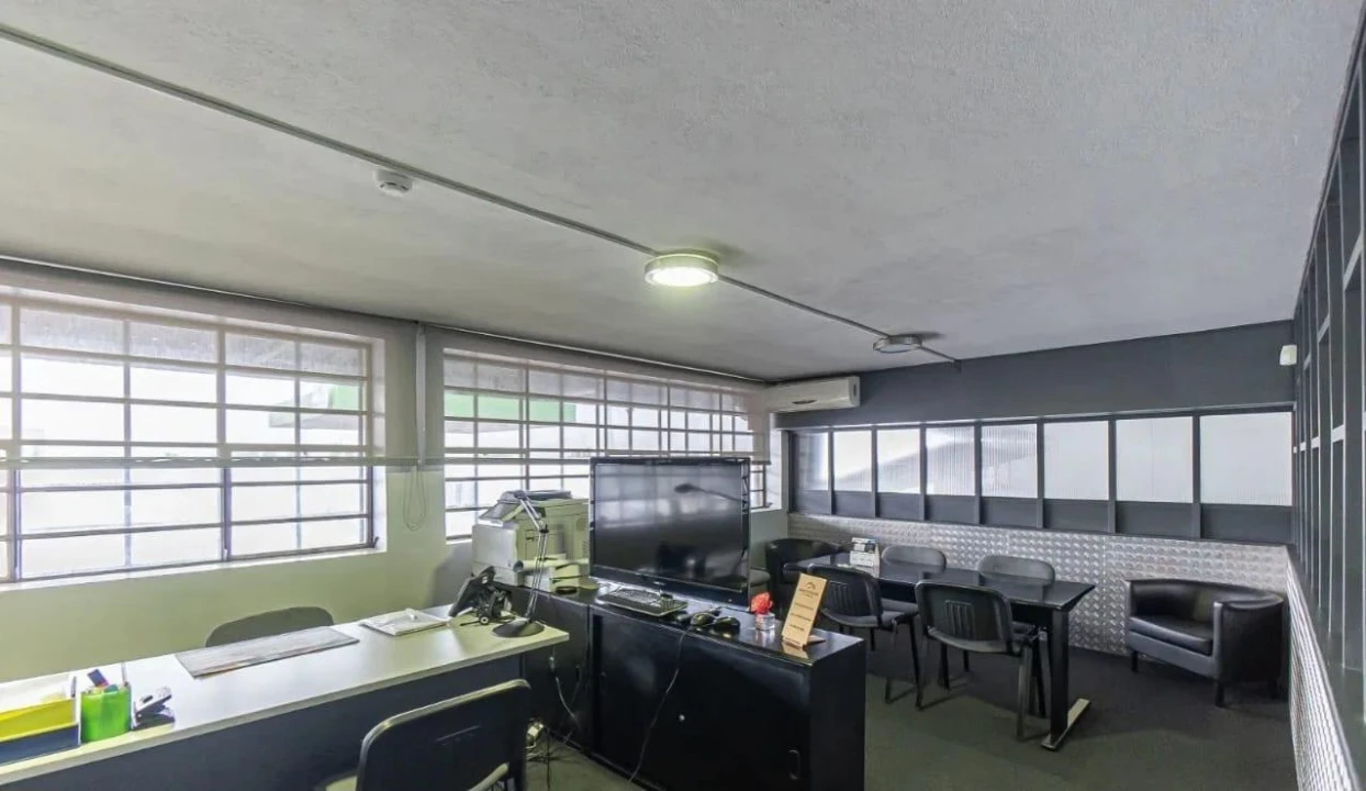 Armazém para Venda em Grijó e Sermonde Foto 15