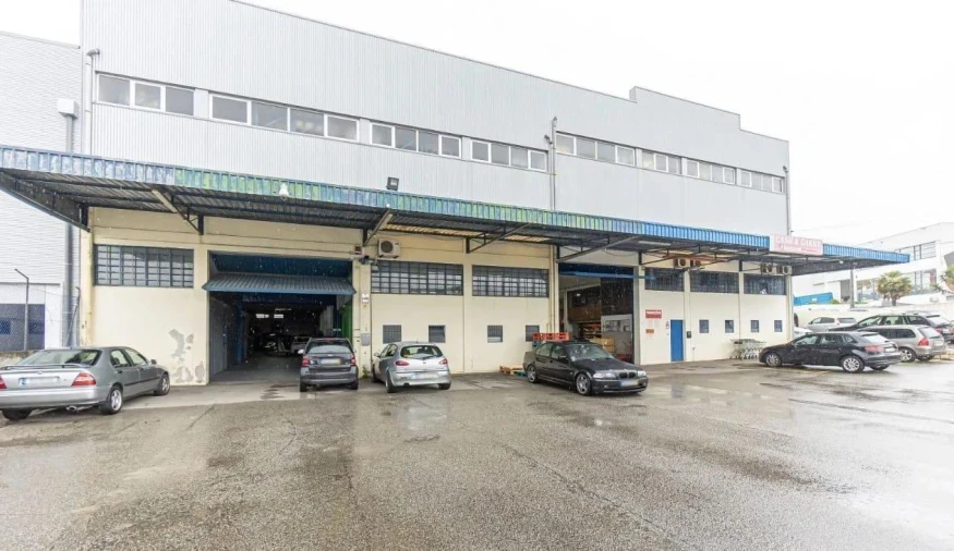 Armazém para Venda em Grijó e Sermonde Foto 2