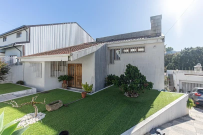 Moradia T4 para Venda em Gondomar (São Cosme), Valbom e Jovim