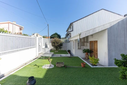 Moradia T4 para Venda em Gondomar (São Cosme), Valbom e Jovim