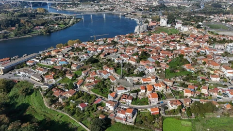 Moradia T4 para Venda em Gondomar (São Cosme), Valbom e Jovim