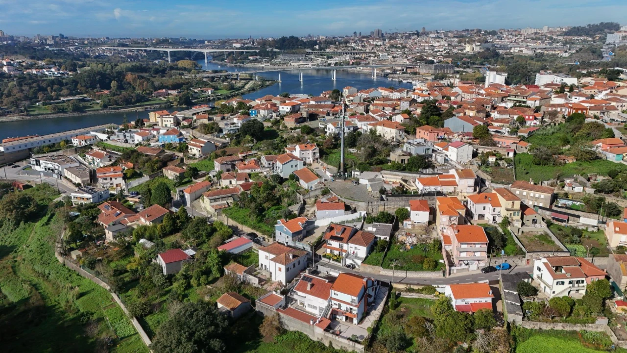 Moradia T4 para Venda em Gondomar (São Cosme), Valbom e Jovim Foto 8