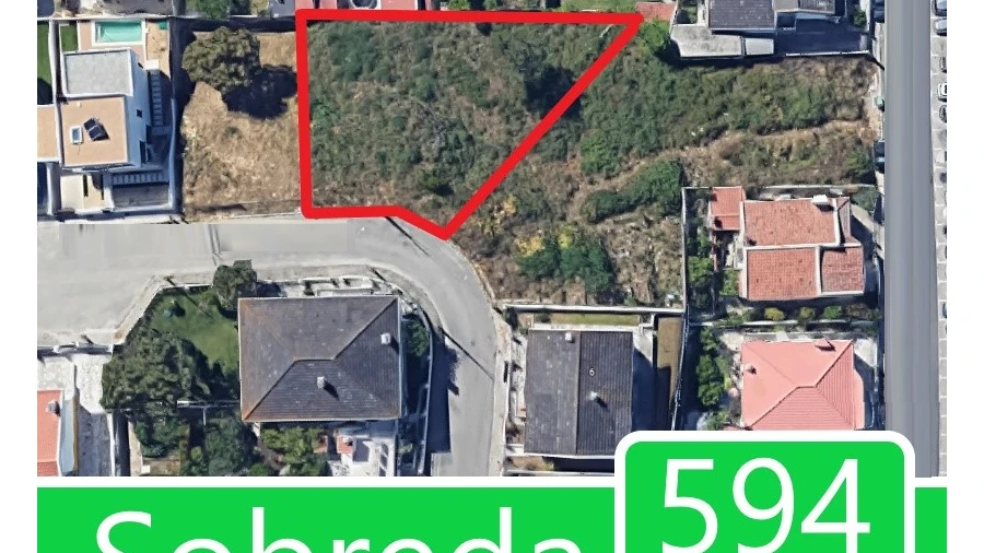Terreno para Venda em Charneca de Caparica e Sobreda