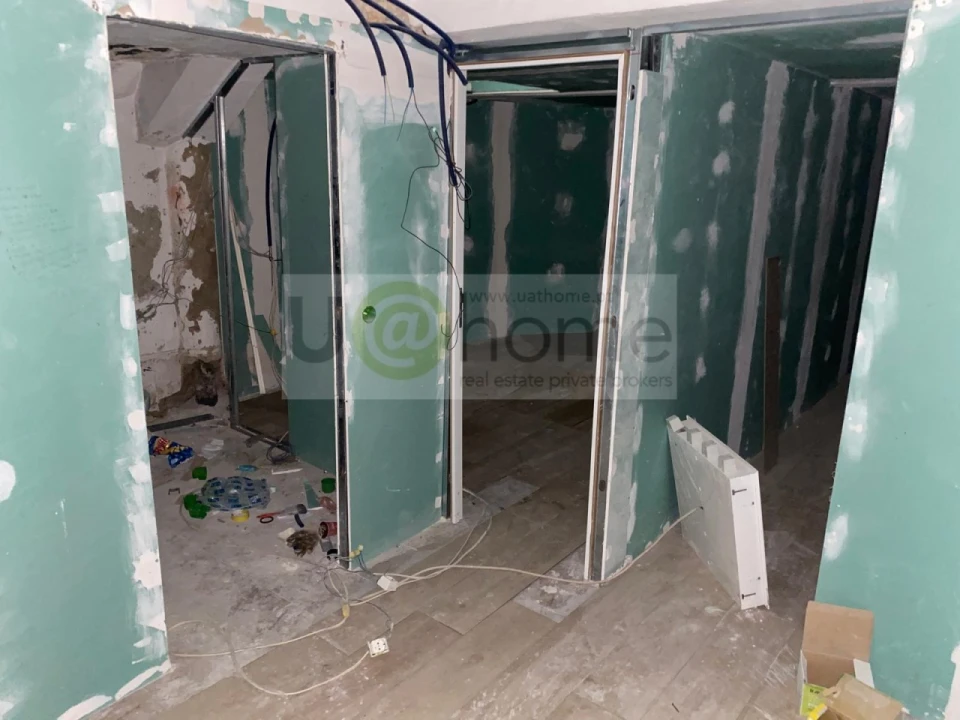 Apartamento T4 para Venda em Campolide Foto 11