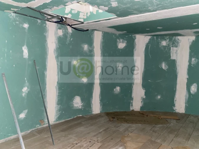 Apartamento T4 para Venda em Campolide Foto 18