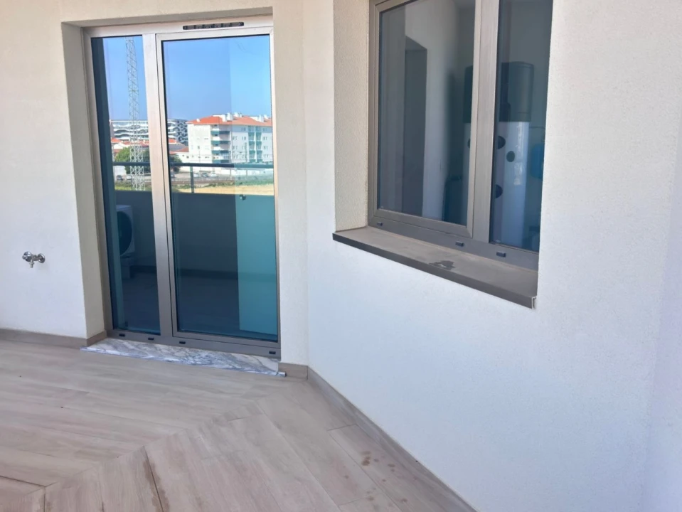 Apartamento T3 para Venda em Glória e Vera Cruz Foto 9