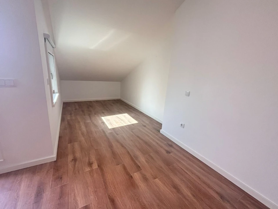 Apartamento T3 para Venda em Glória e Vera Cruz Foto 14
