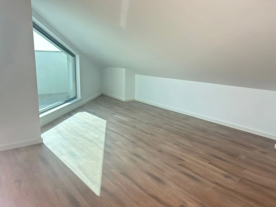 Apartamento T3 para Venda em Glória e Vera Cruz Foto 16