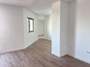 Apartamento T3 para Venda em Glória e Vera Cruz