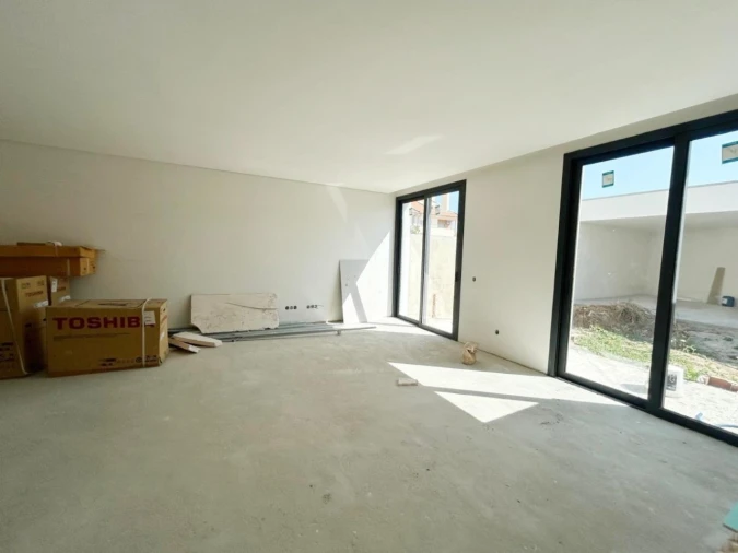 Moradia T4 para Venda em Santa Joana Foto 14