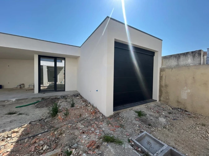 Moradia T4 para Venda em Santa Joana Foto 42