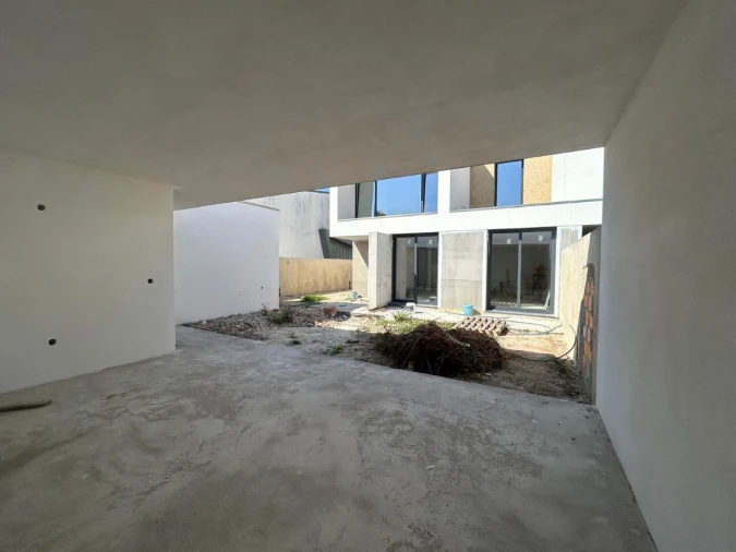 Moradia T4 para Venda em Santa Joana Foto 46