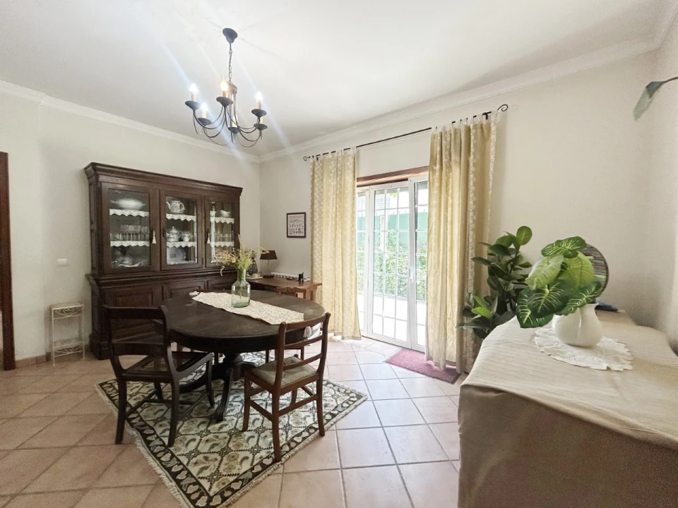 Moradia T4 para Venda em Oiã Foto 22