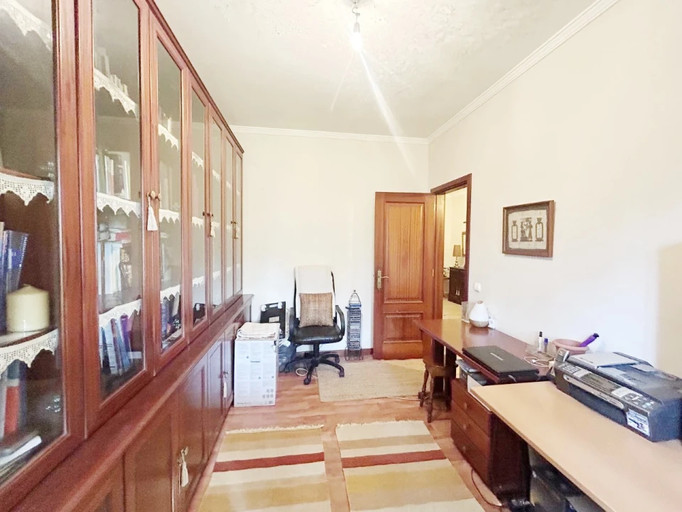 Moradia T4 para Venda em Oiã Foto 26