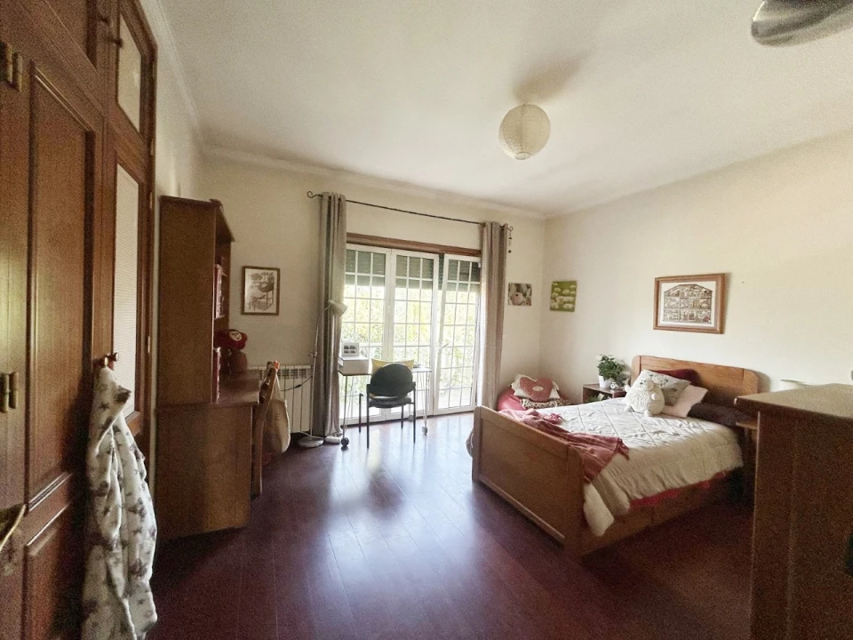 Moradia T4 para Venda em Oiã Foto 35