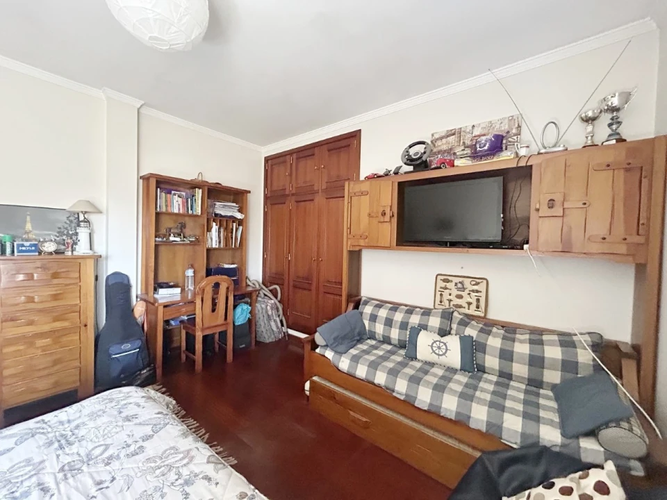 Moradia T4 para Venda em Oiã Foto 40