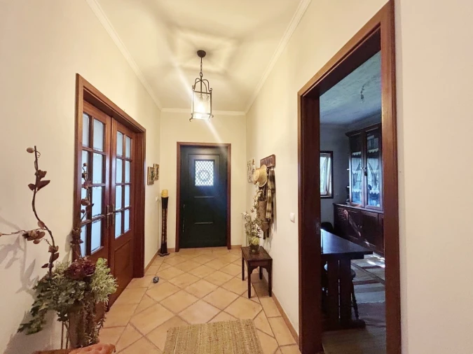 Moradia T4 para Venda em Oiã Foto 15