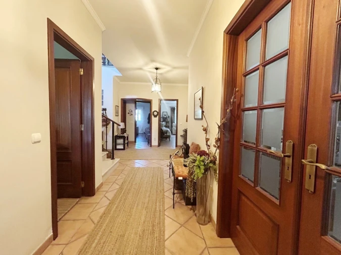 Moradia T4 para Venda em Oiã Foto 19