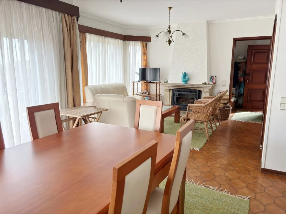 Moradia T7 para Venda em Gafanha da Encarnação Foto 5