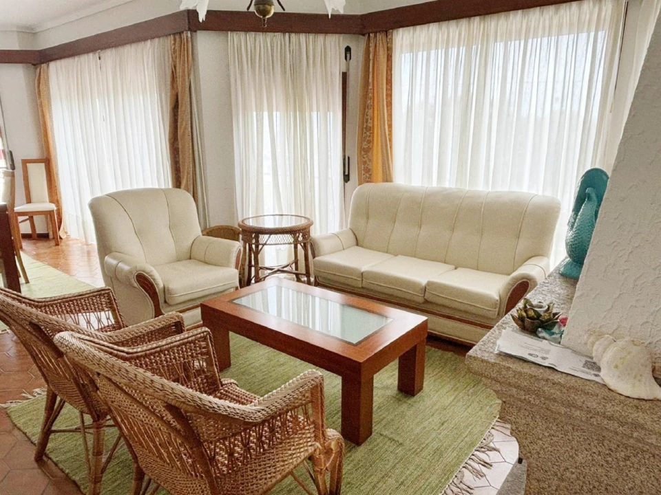 Moradia T7 para Venda em Gafanha da Encarnação Foto 6