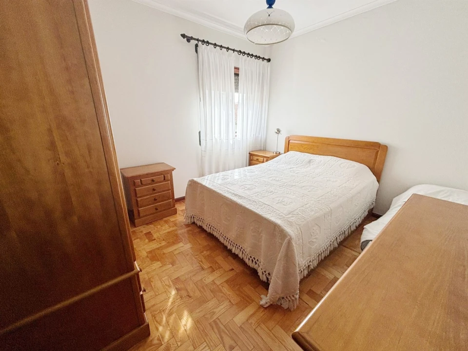 Moradia T7 para Venda em Gafanha da Encarnação Foto 7