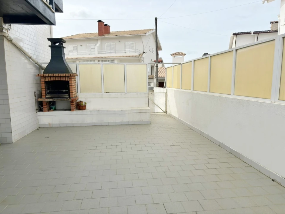 Moradia T7 para Venda em Gafanha da Encarnação Foto 27