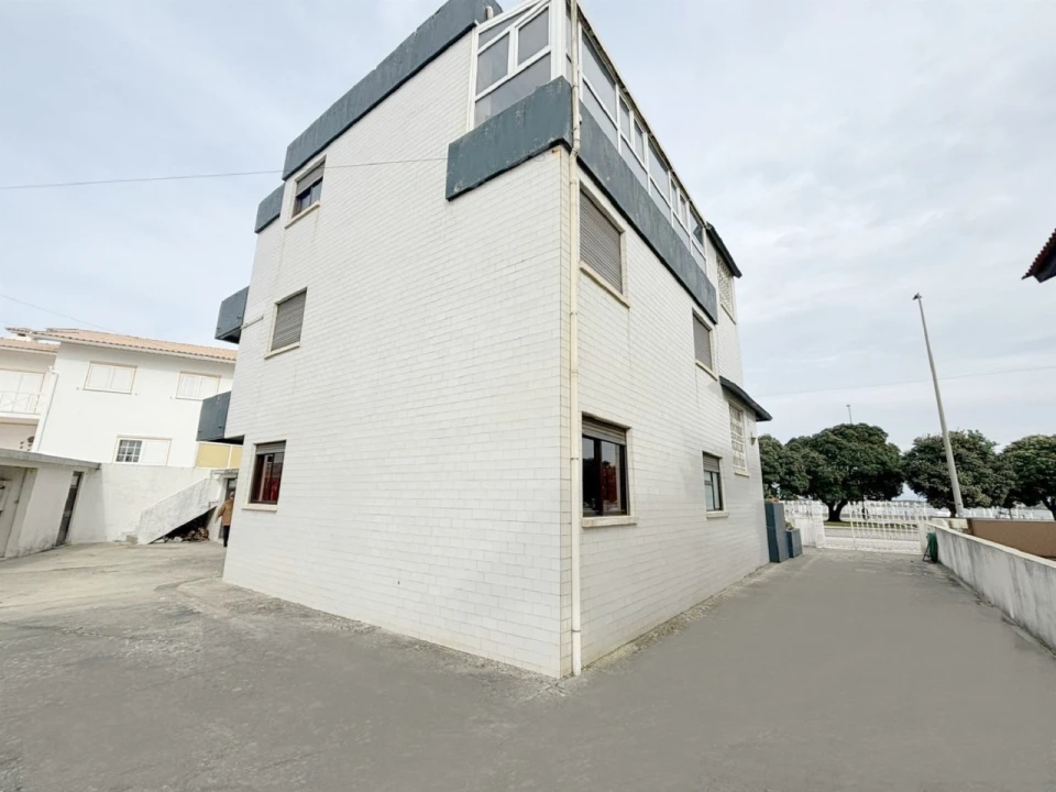 Moradia T7 para Venda em Gafanha da Encarnação Foto 32