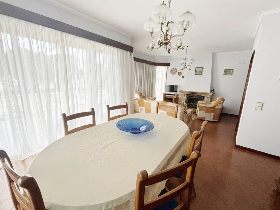 Moradia T7 para Venda em Gafanha da Encarnação Foto 11