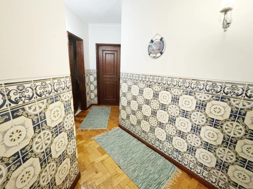 Moradia T7 para Venda em Gafanha da Encarnação Foto 15