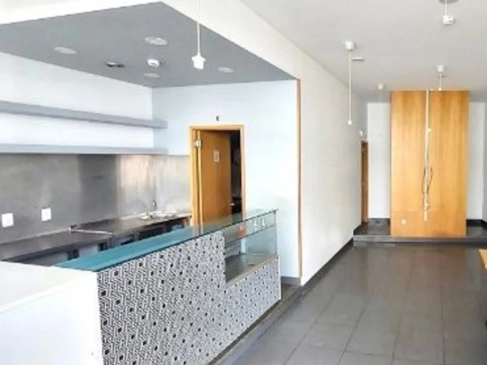 Loja para Arrendamento em Glória e Vera Cruz Foto 3