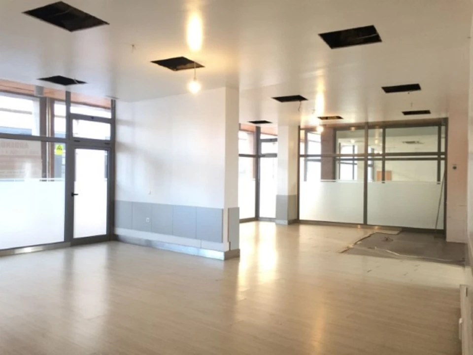 Loja para Arrendamento em Glória e Vera Cruz Foto 2