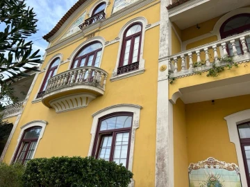 Moradia T7 para Venda em Esgueira