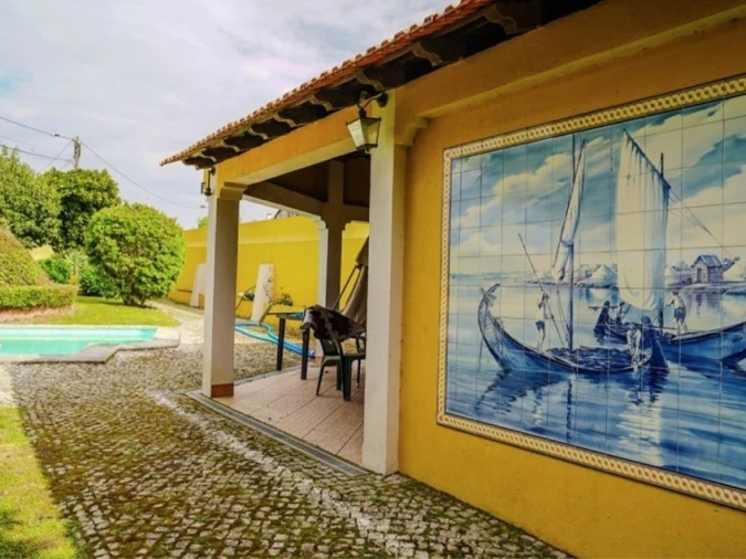 Moradia T7 para Venda em Esgueira Foto 2