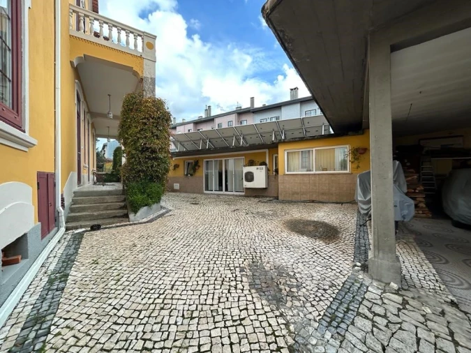 Moradia T7 para Venda em Esgueira Foto 15