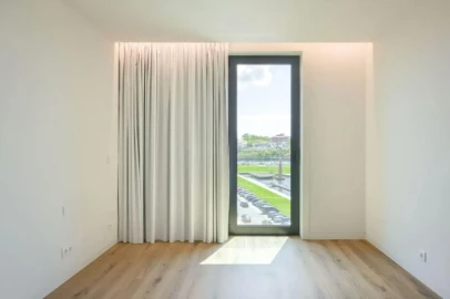 Apartamento T4 para Venda em Glória e Vera Cruz