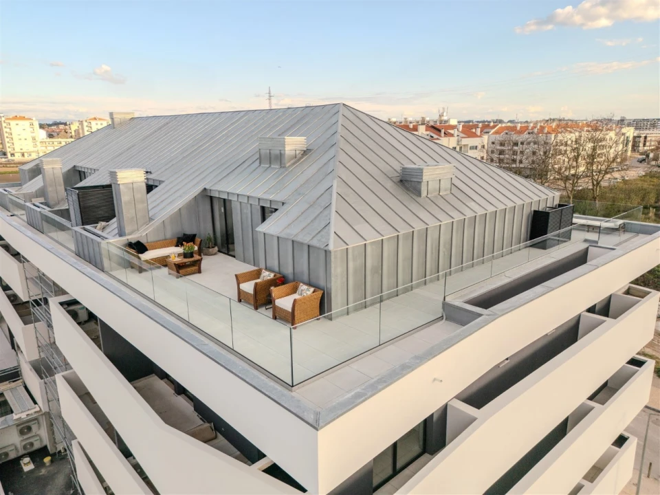Apartamento T4 para Venda em Glória e Vera Cruz Foto 34