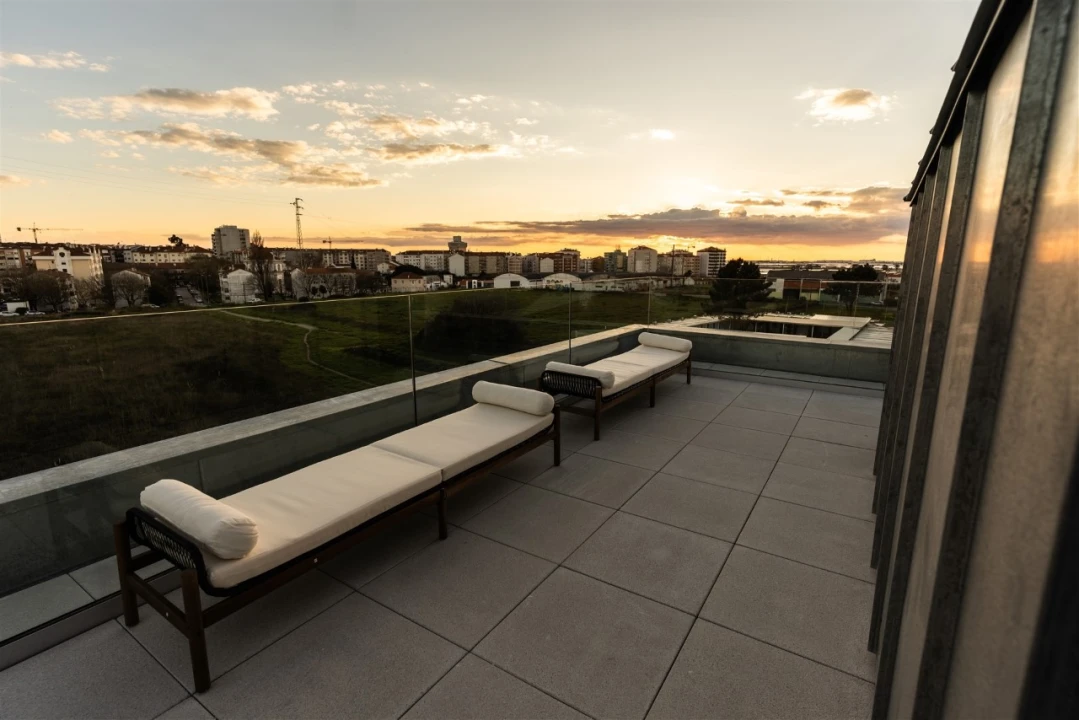 Apartamento T4 para Venda em Glória e Vera Cruz Foto 50