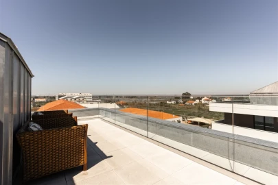 Apartamento T4 para Venda em Glória e Vera Cruz