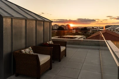 Apartamento T4 para Venda em Glória e Vera Cruz