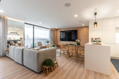 Apartamento T4 para Venda em Glória e Vera Cruz