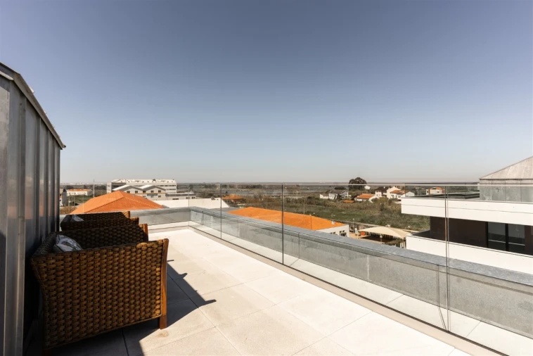Apartamento T4 para Venda em Glória e Vera Cruz Foto 24
