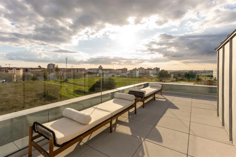 Apartamento T4 para Venda em Glória e Vera Cruz Foto 46