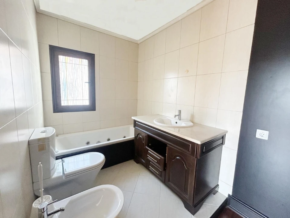 Moradia T6 para Venda em Gafanha da Boa Hora Foto 10