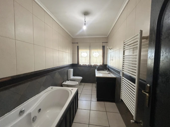 Moradia T6 para Venda em Gafanha da Boa Hora Foto 37